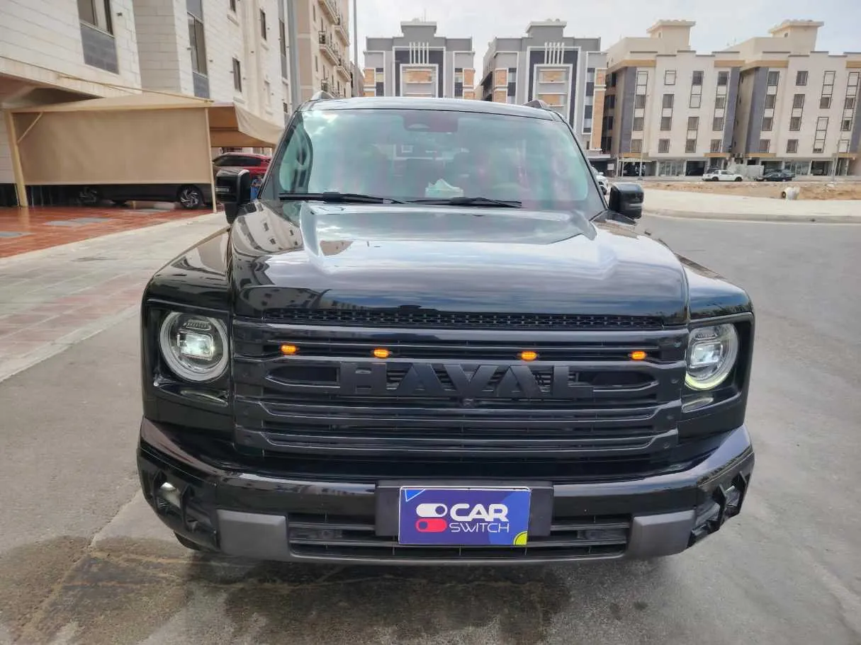 Car image 2