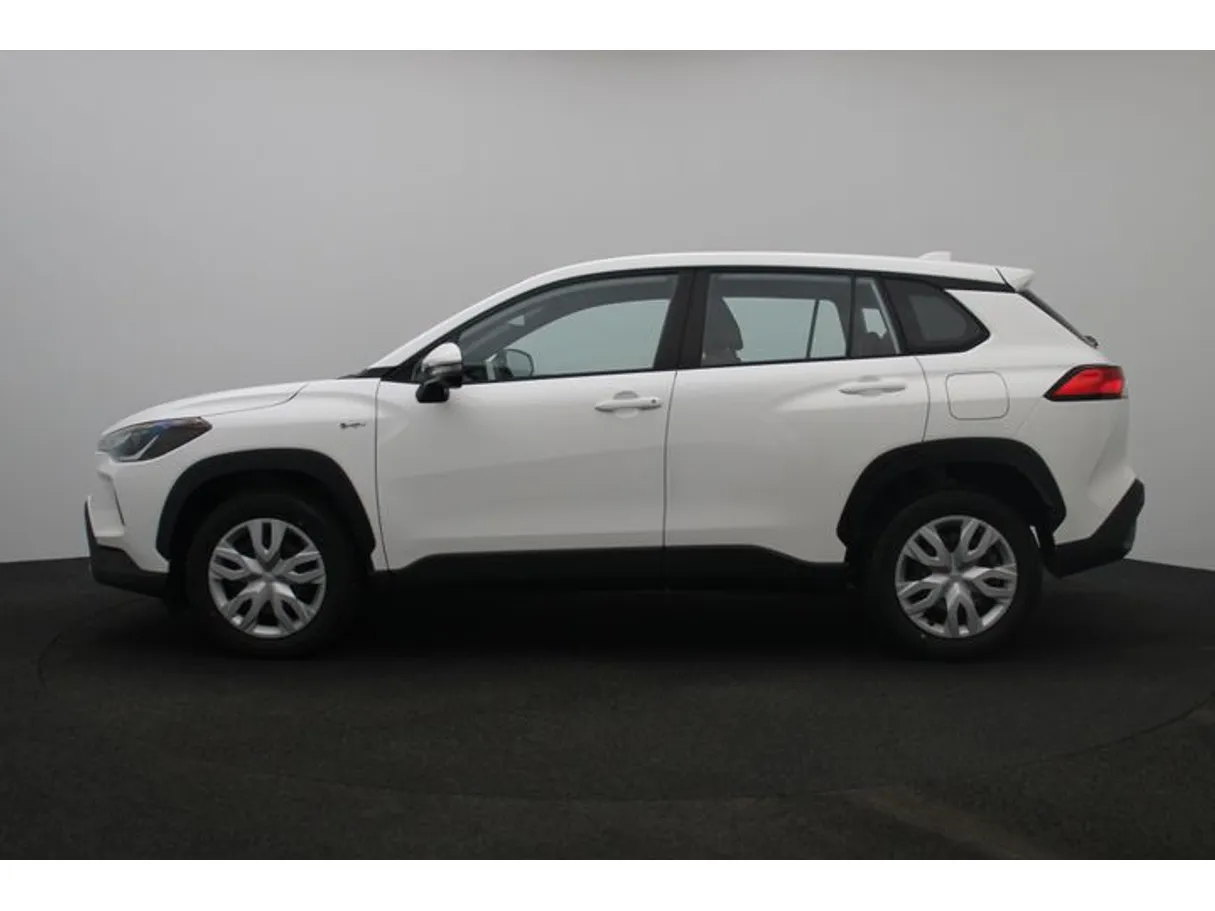 Car image 3
