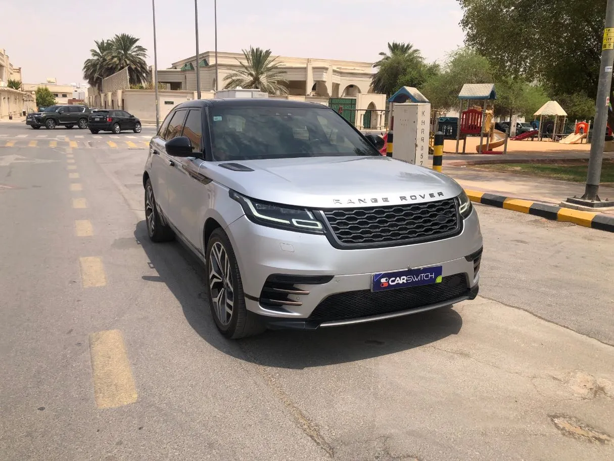 Car image 3
