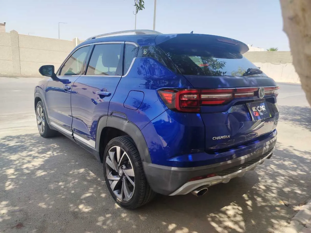Car image 7