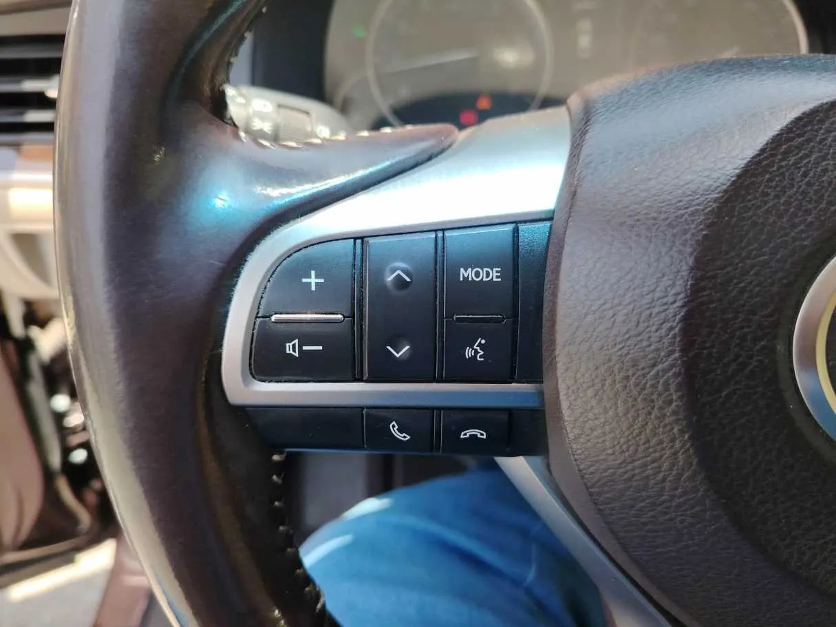 Car image 41