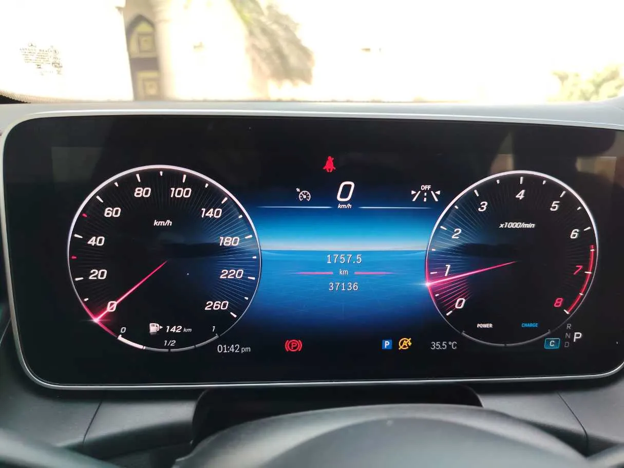 Car image 23