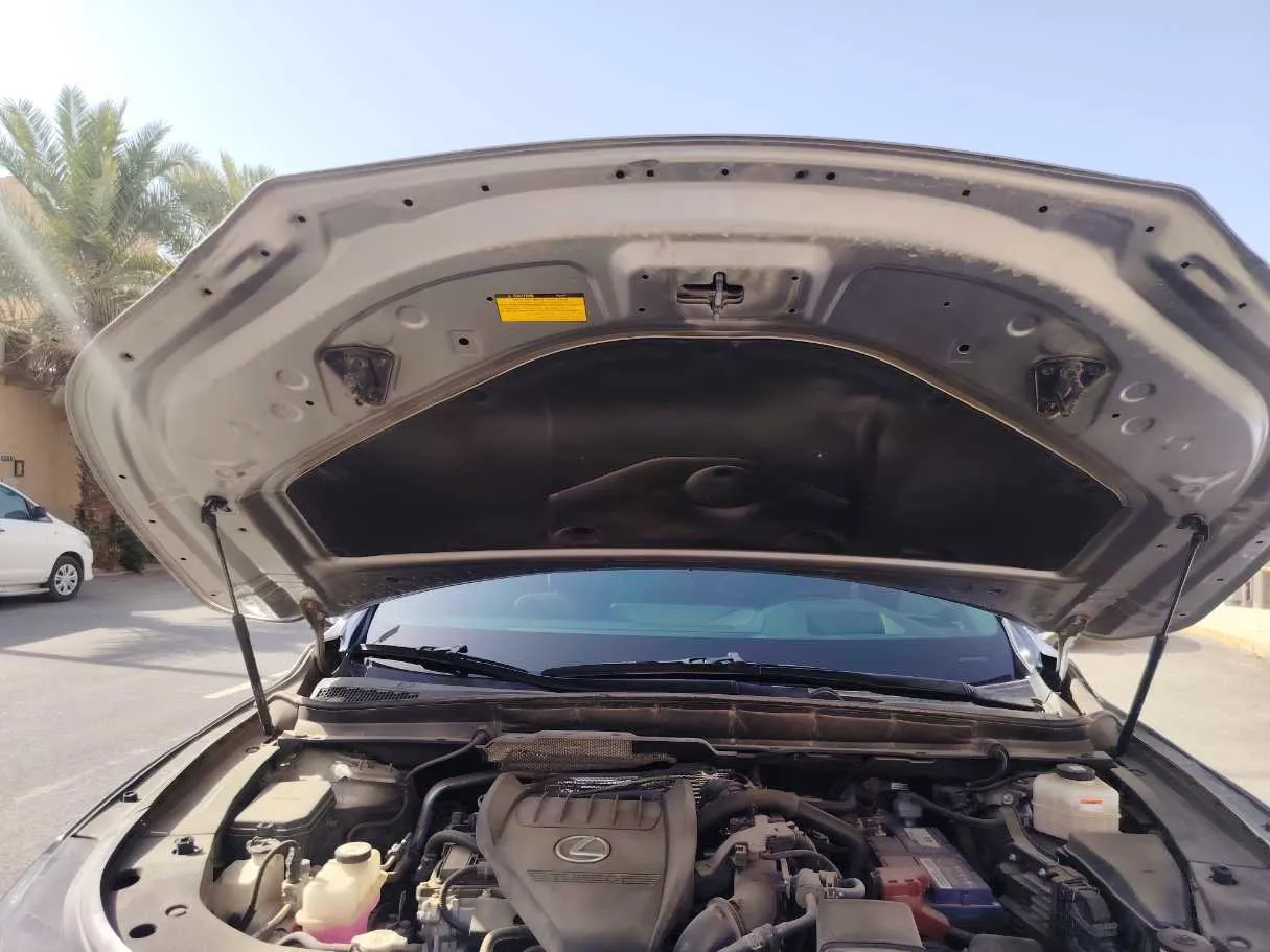Car image 37