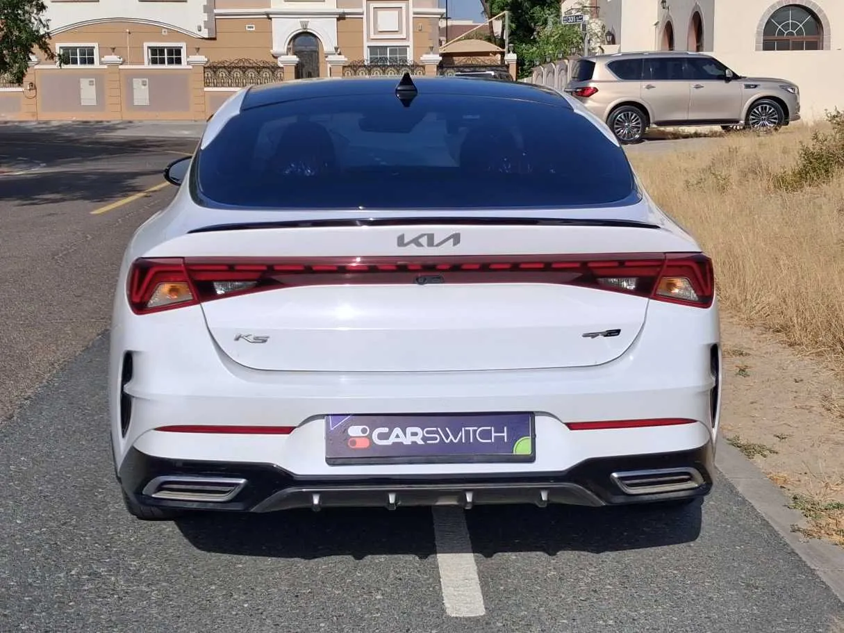 Car image 6