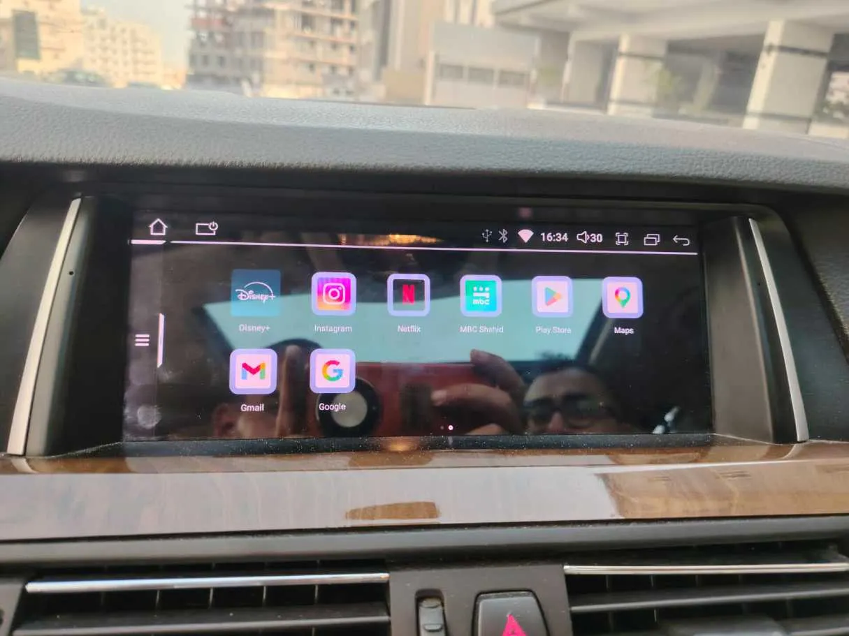 Car image 24