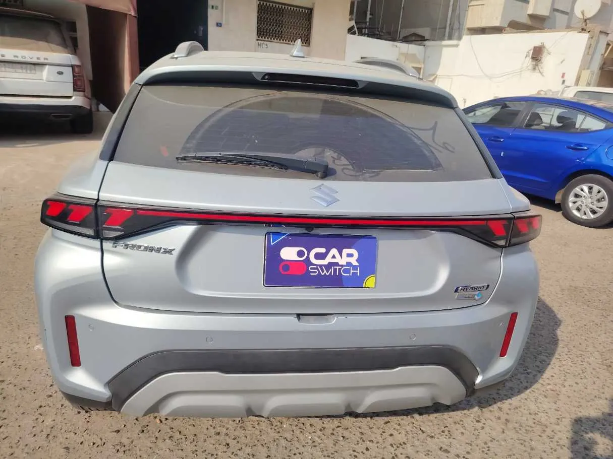 Car image 6