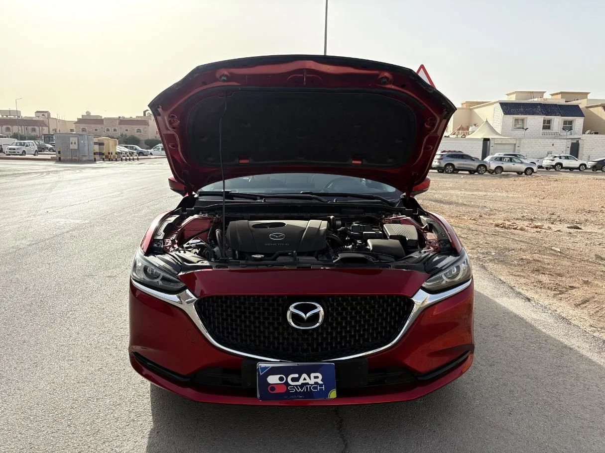 Car image 30