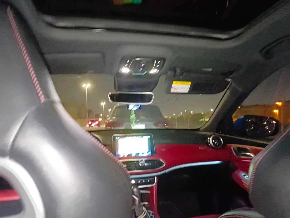 Car image 34