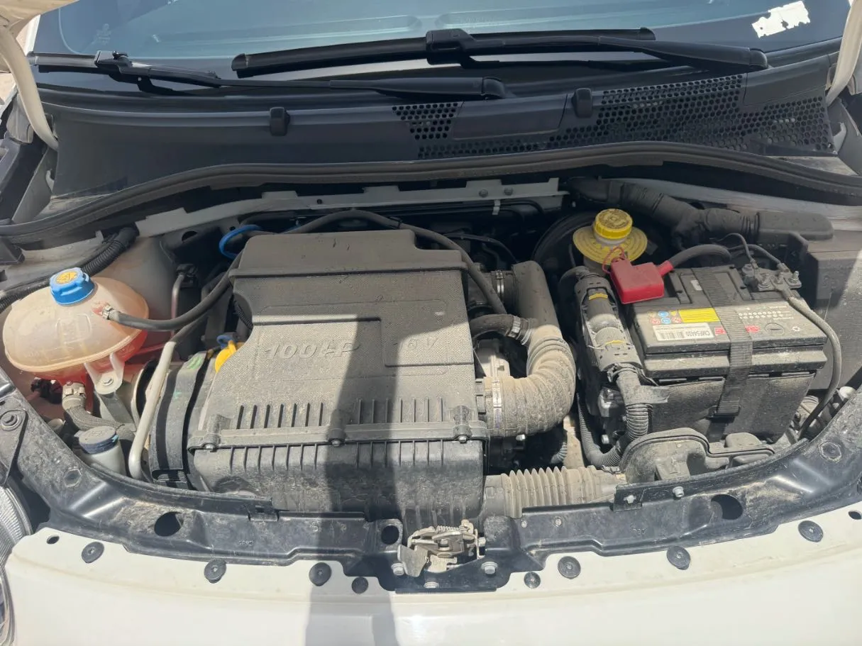 Car image 20