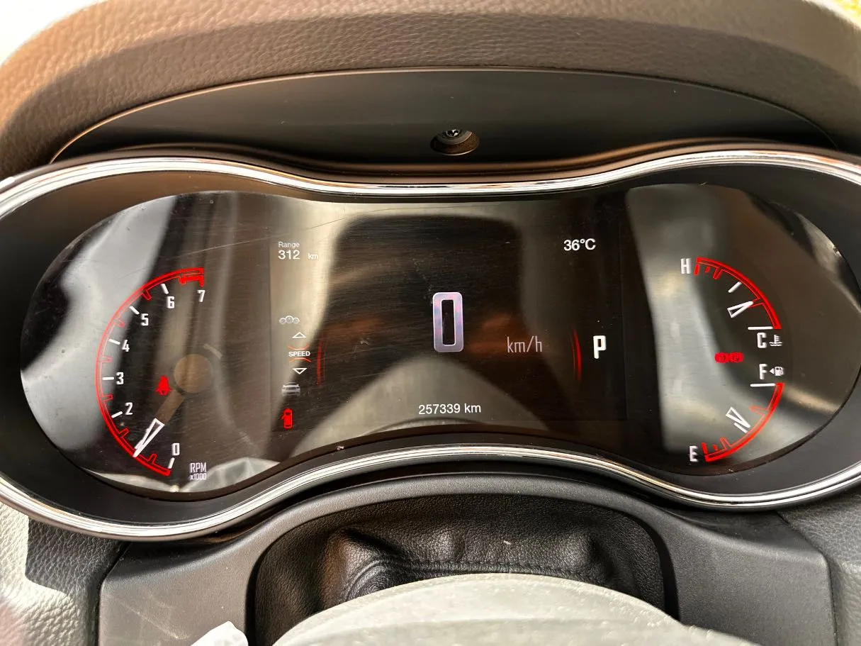 Car image 21