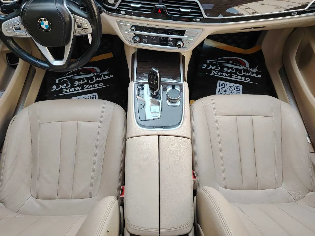 Car image 28