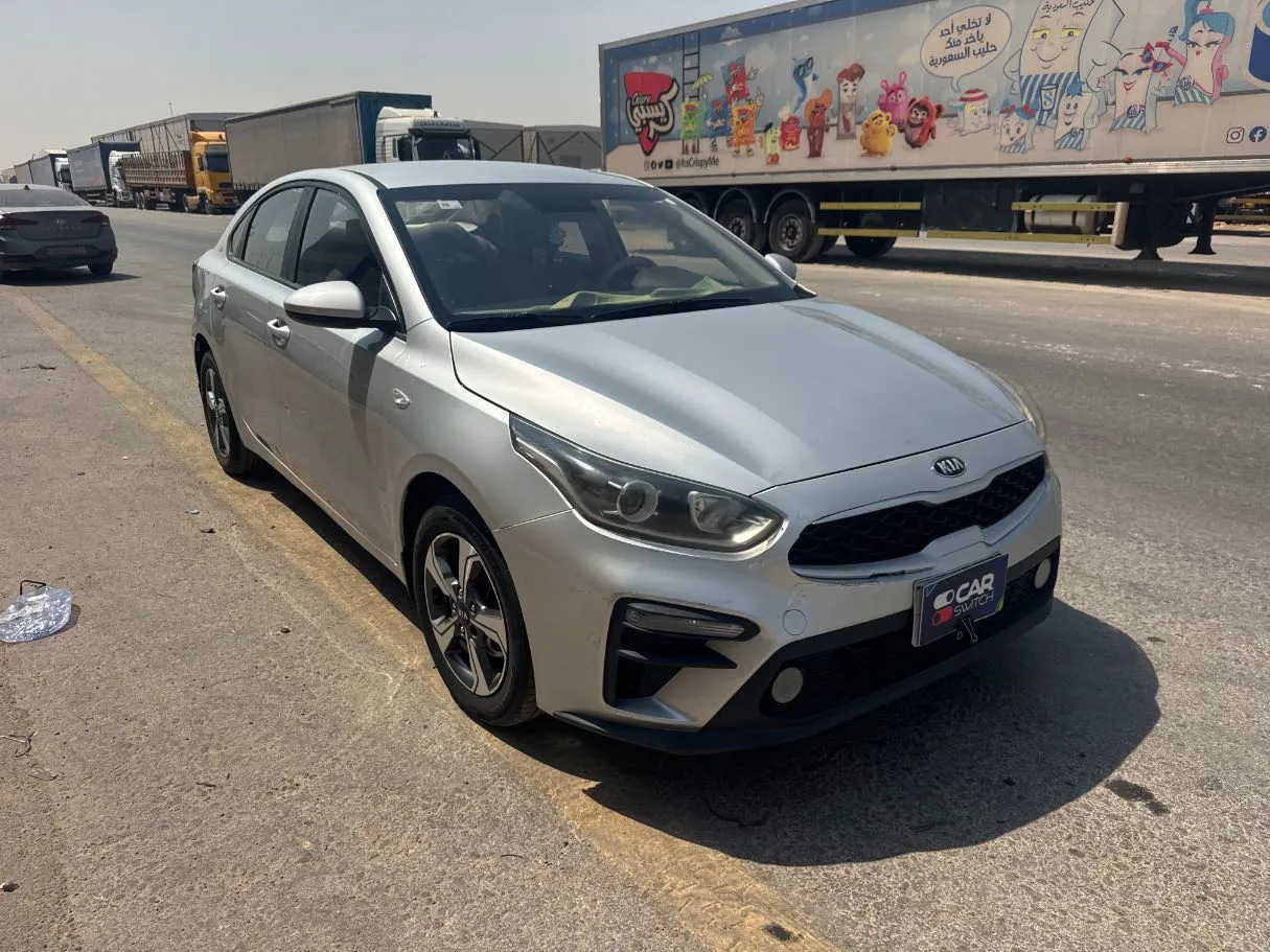Car image 3