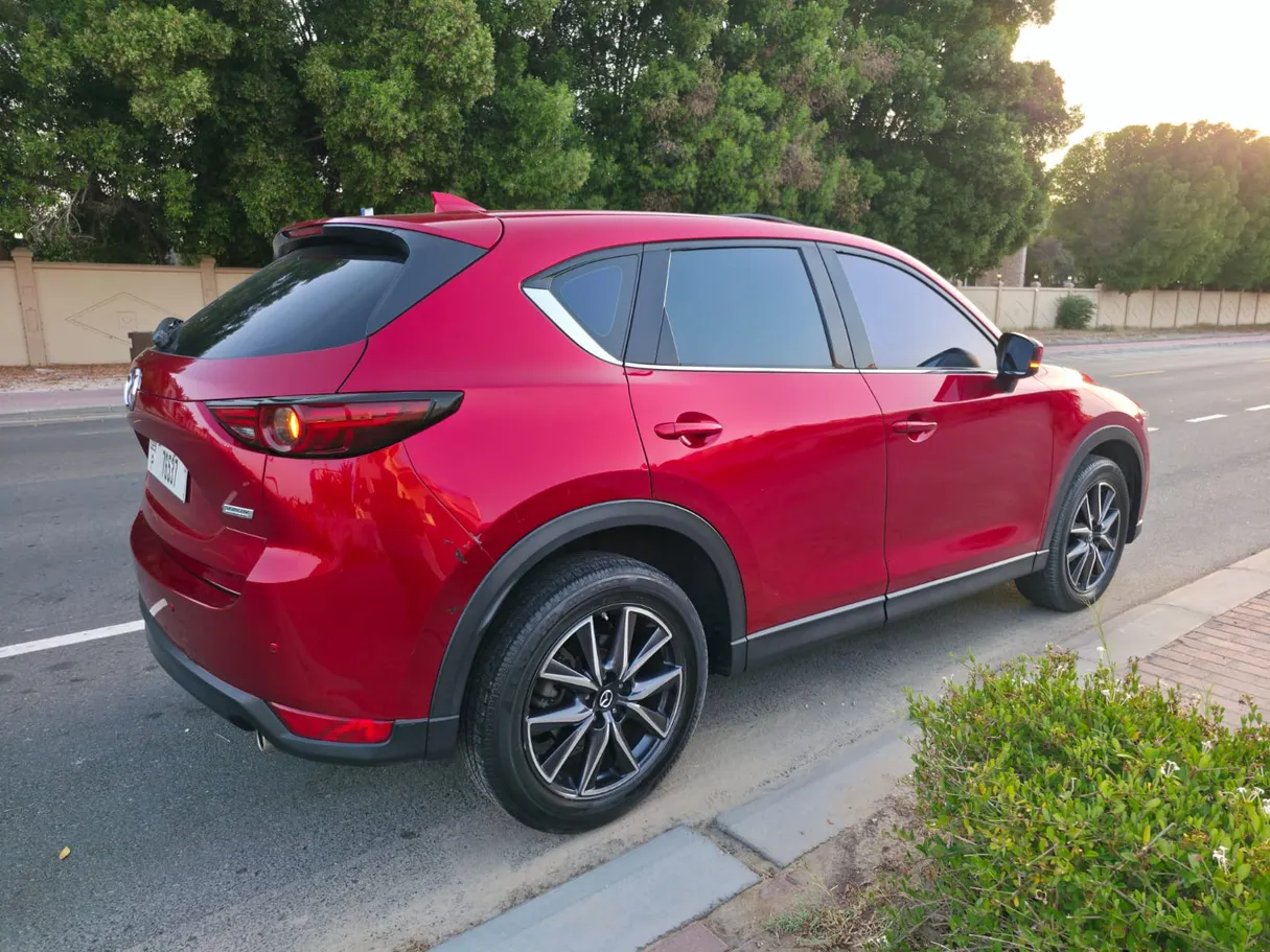 Car image 3