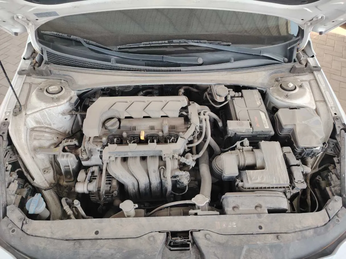 Car image 29