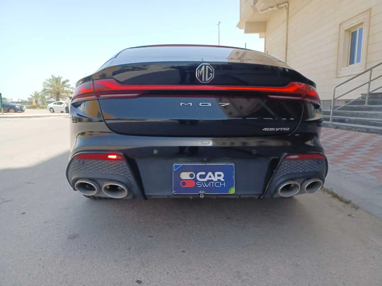 Car image 6