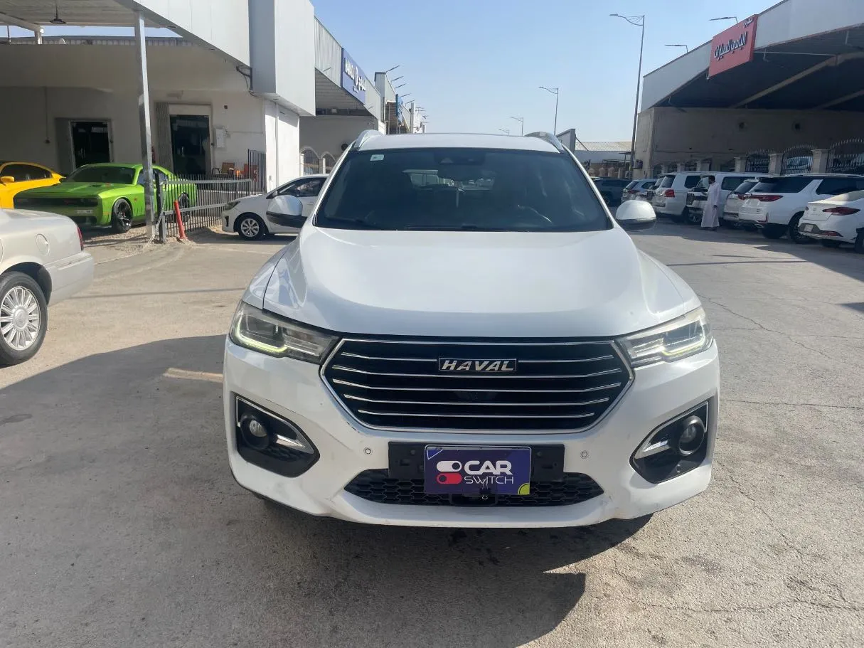 Car image 2