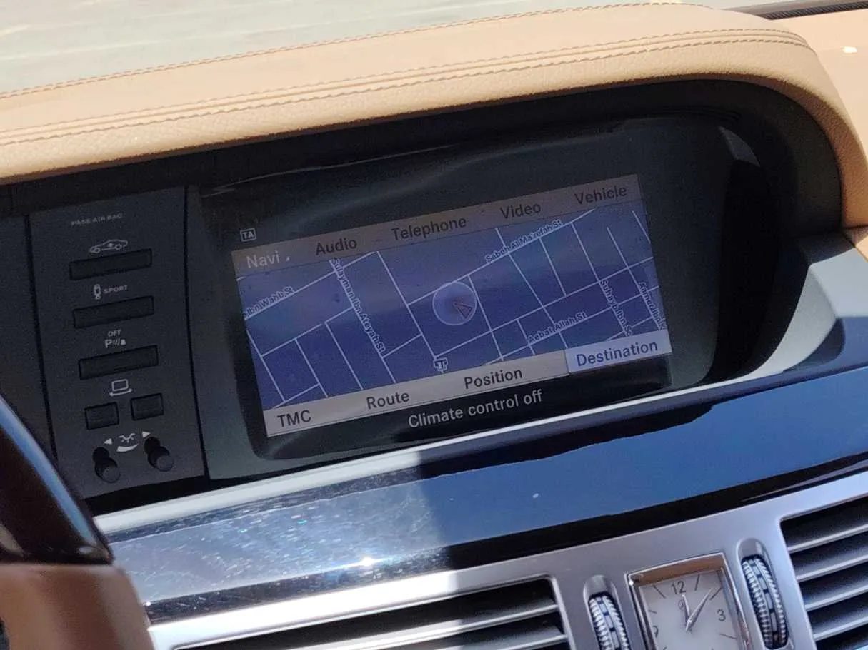 Car image 23
