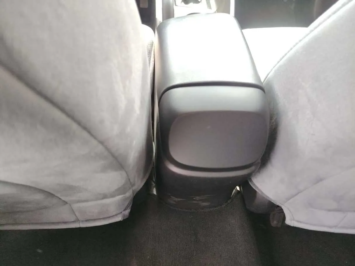 Car image 31
