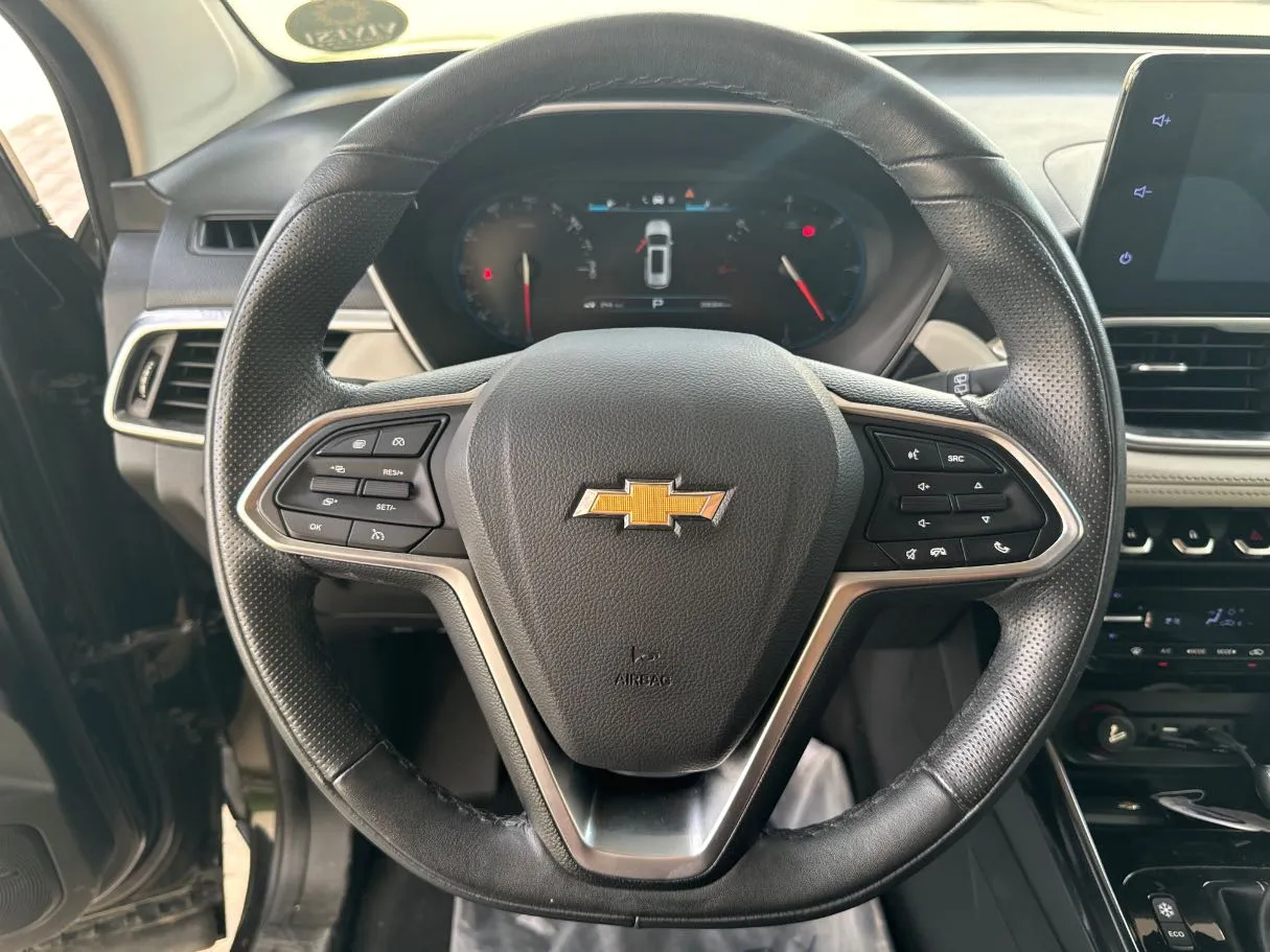 Car image 19