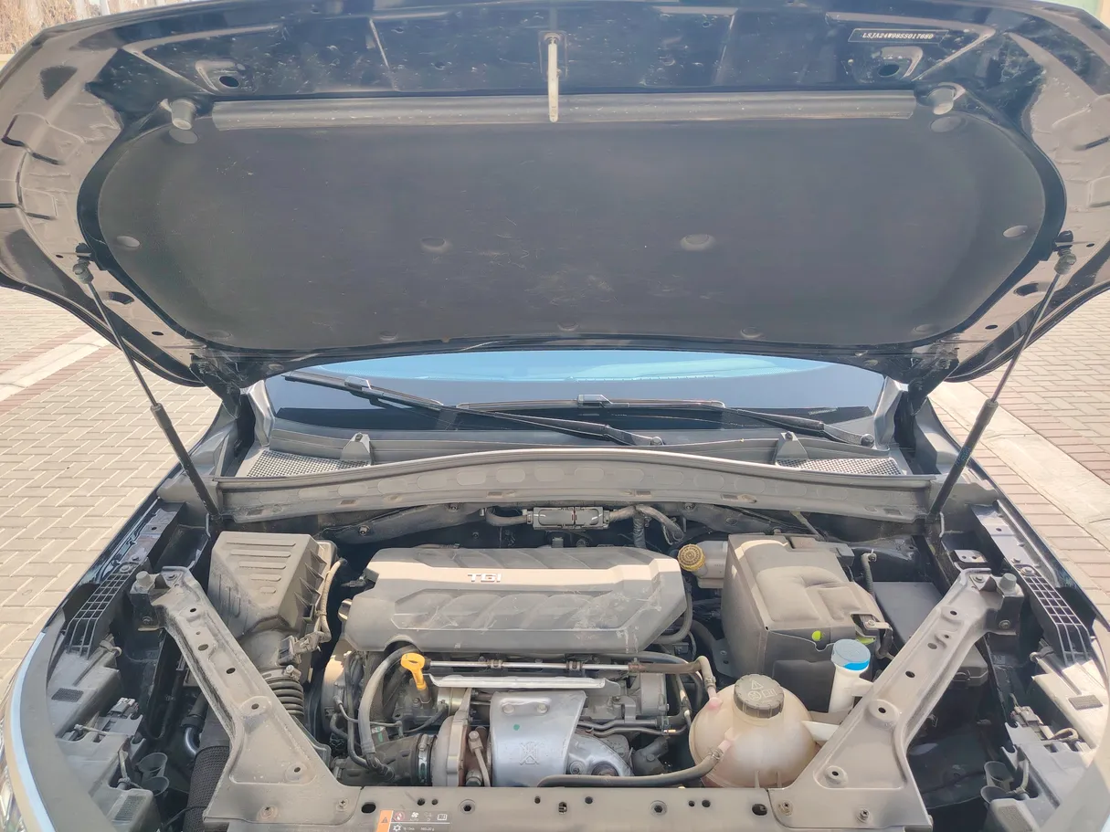 Car image 33