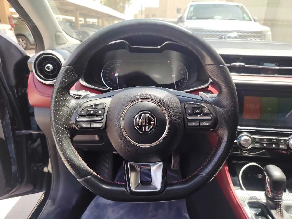 Car image 22