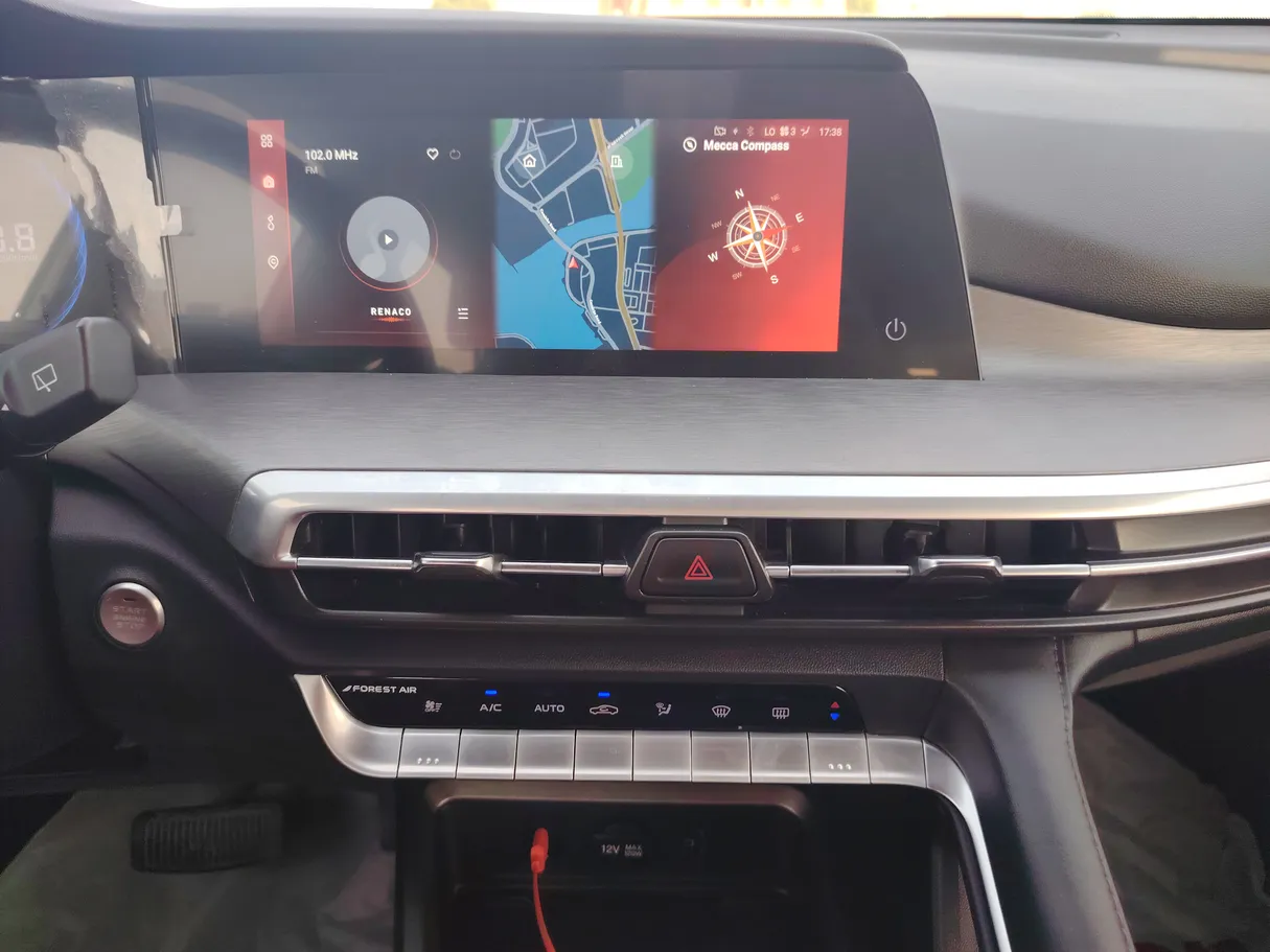 Car image 20