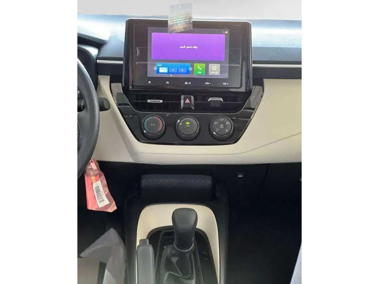 Car image 10