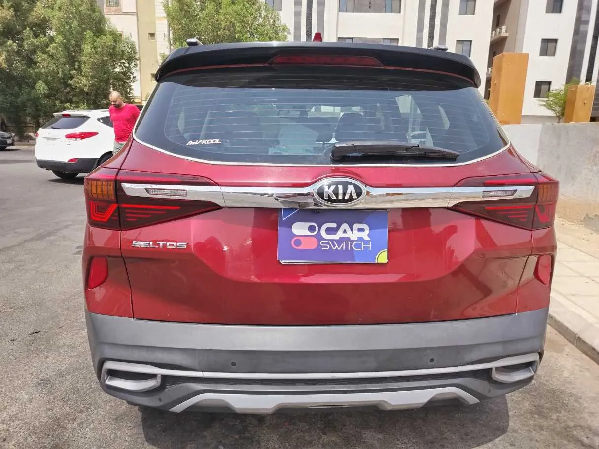 Car image 6