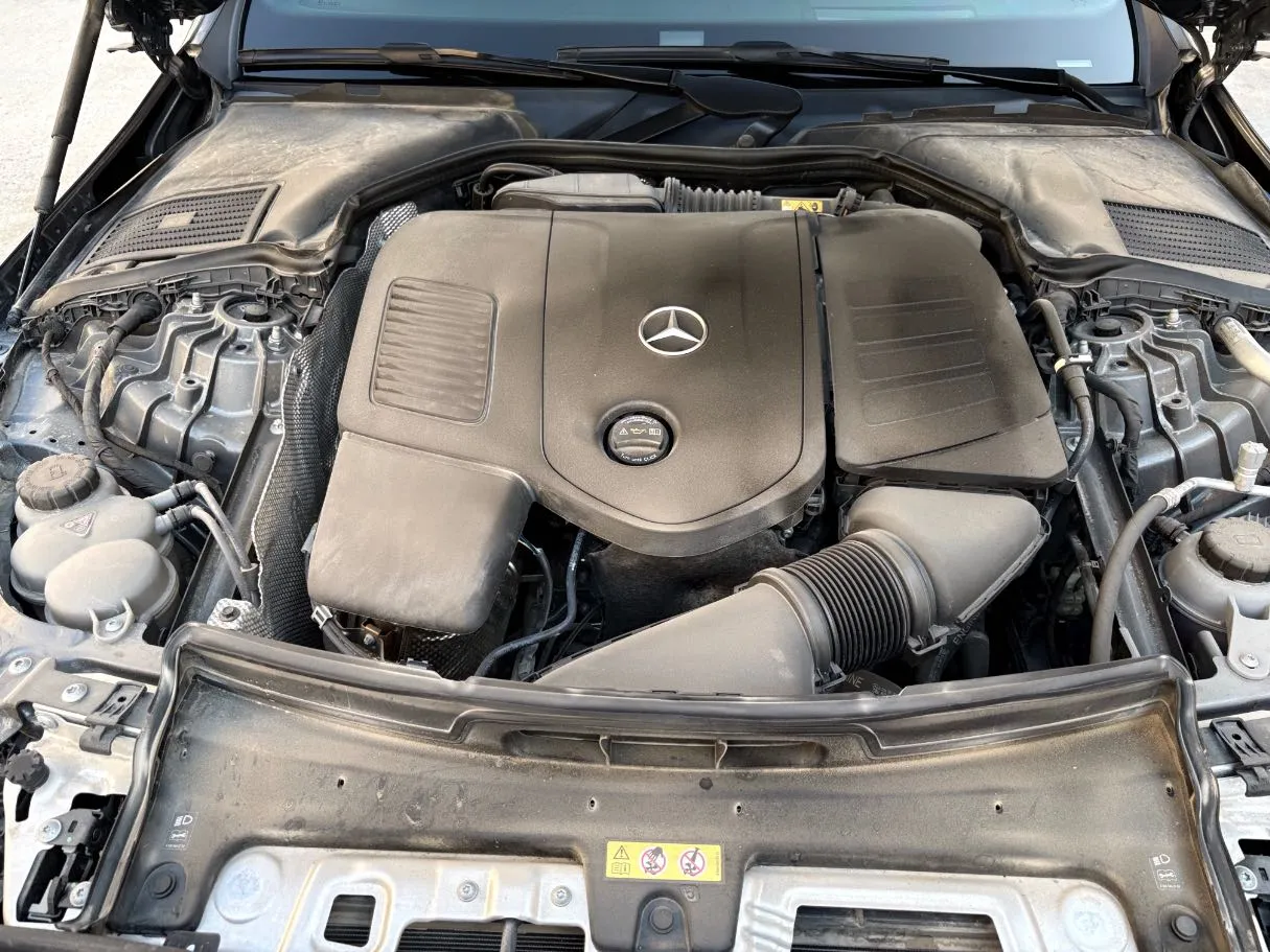 Car image 29