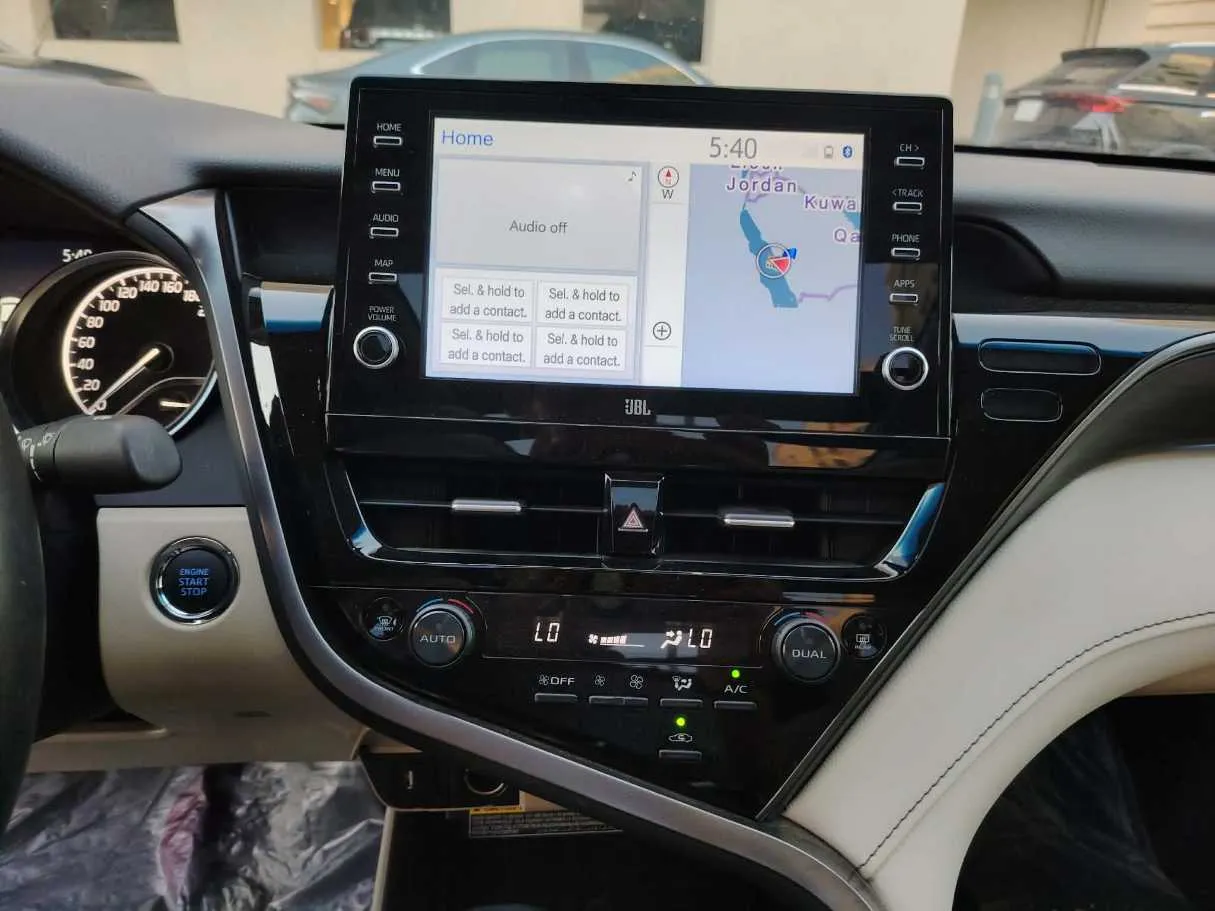 Car image 28