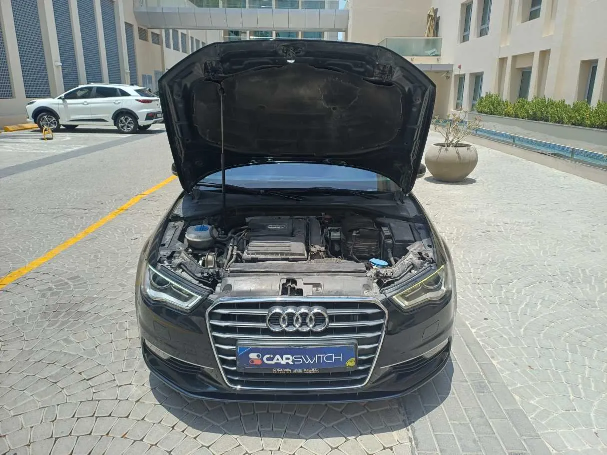 Car image 21