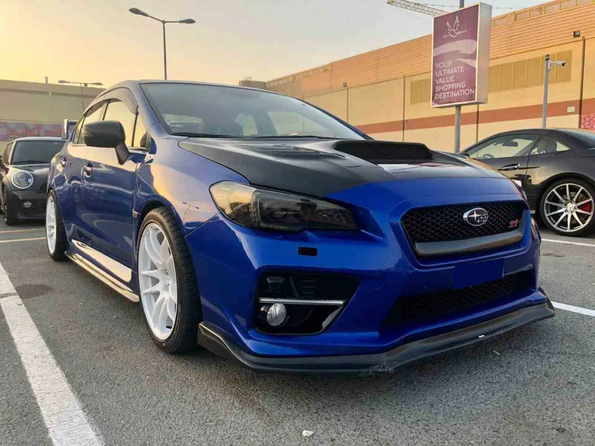 Car image 2