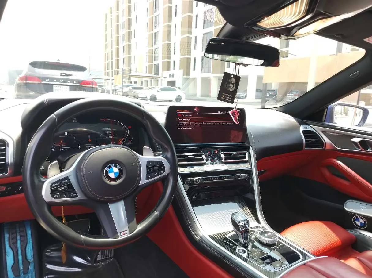 Car image 27