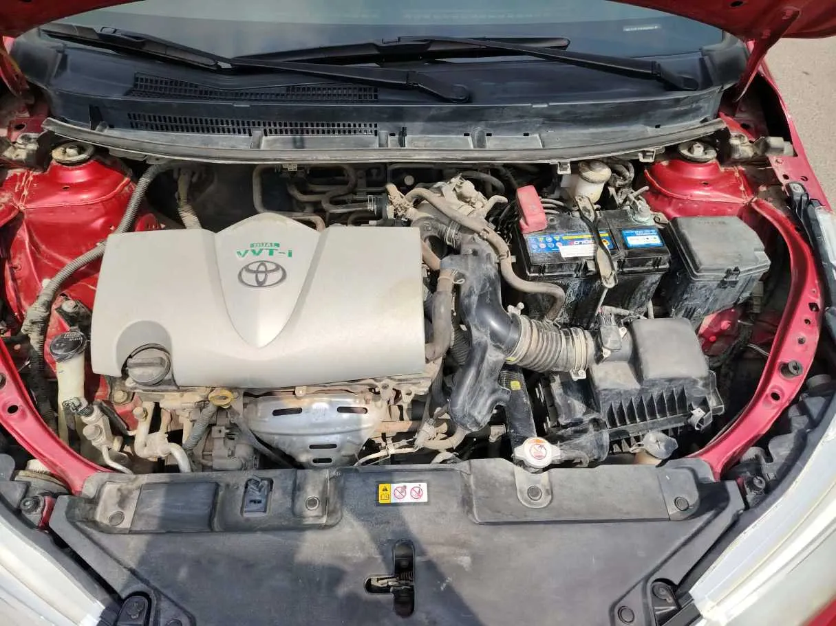 Car image 40