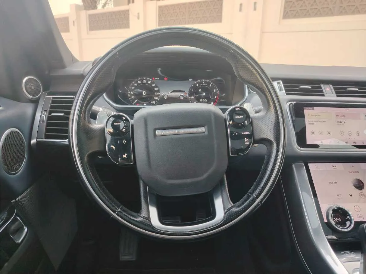 Car image 20