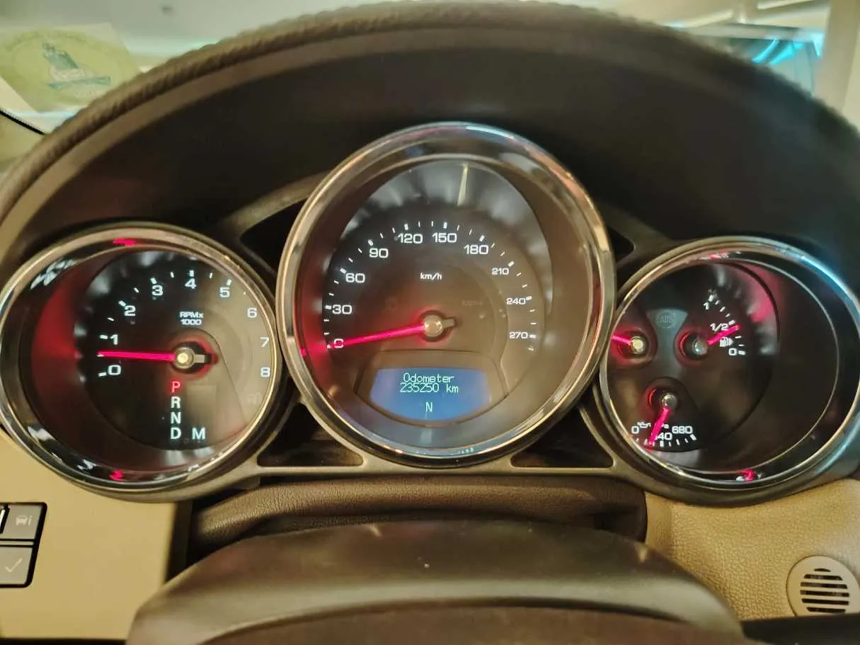 Car image 27