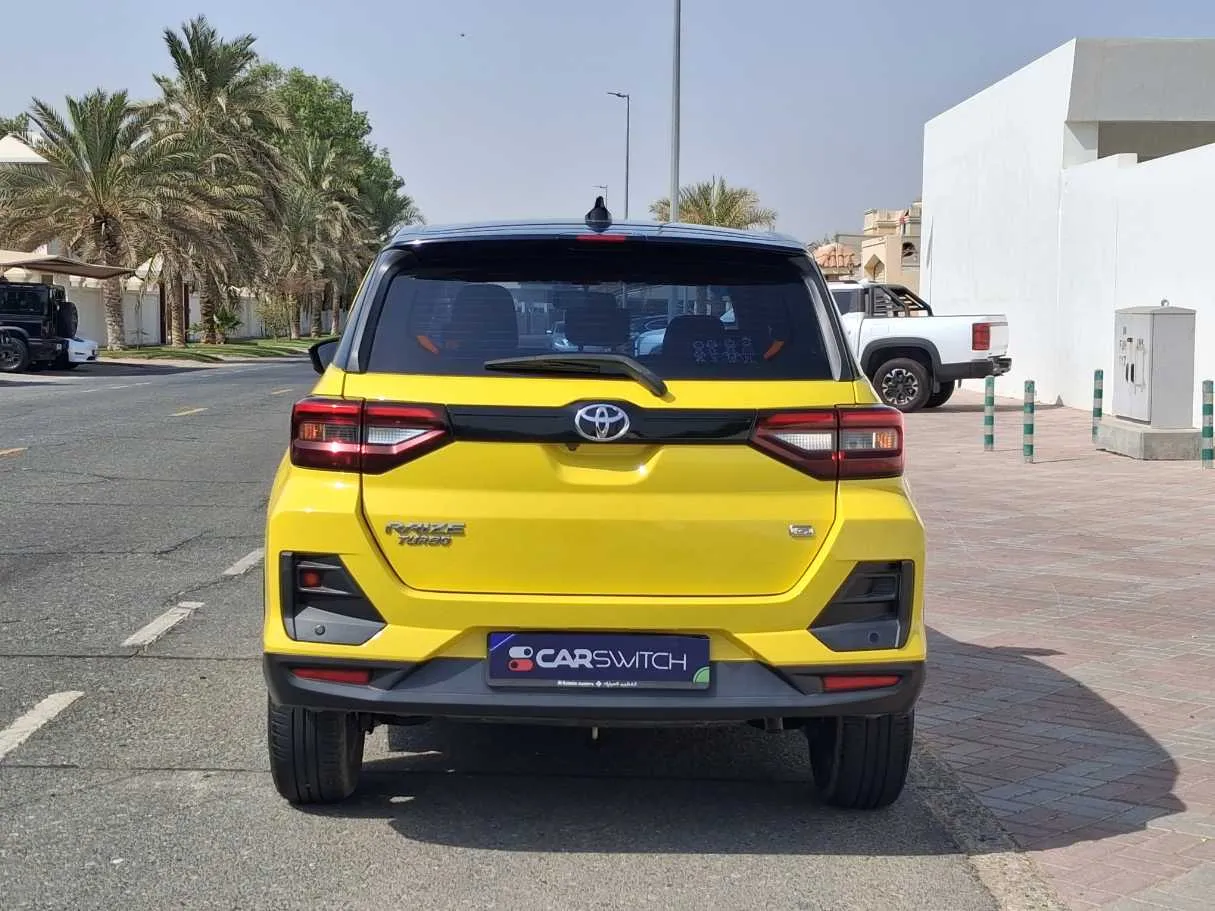 Car image 6