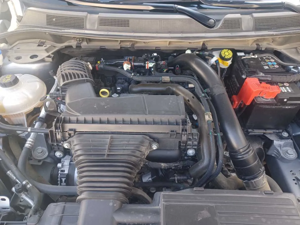 Car image 23