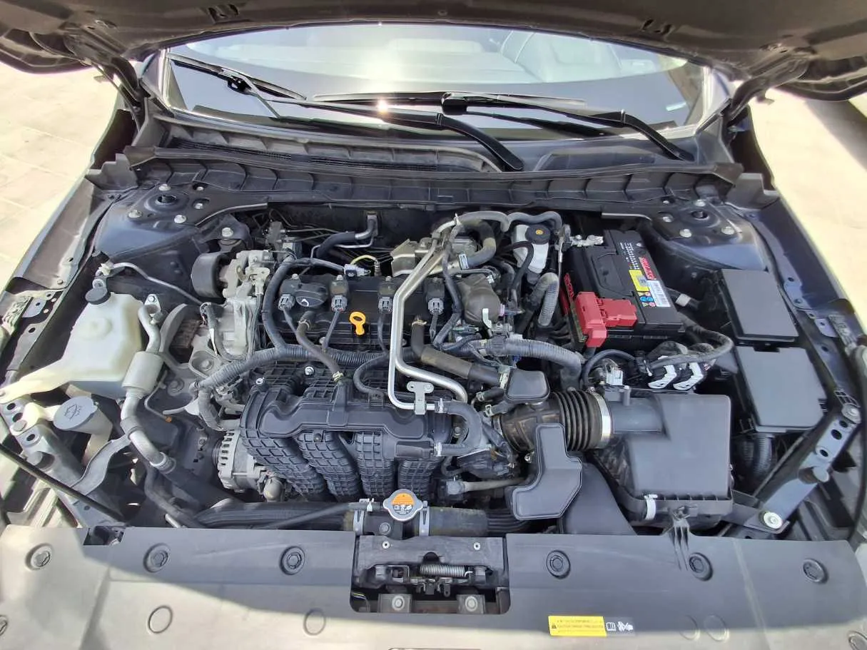 Car image 20