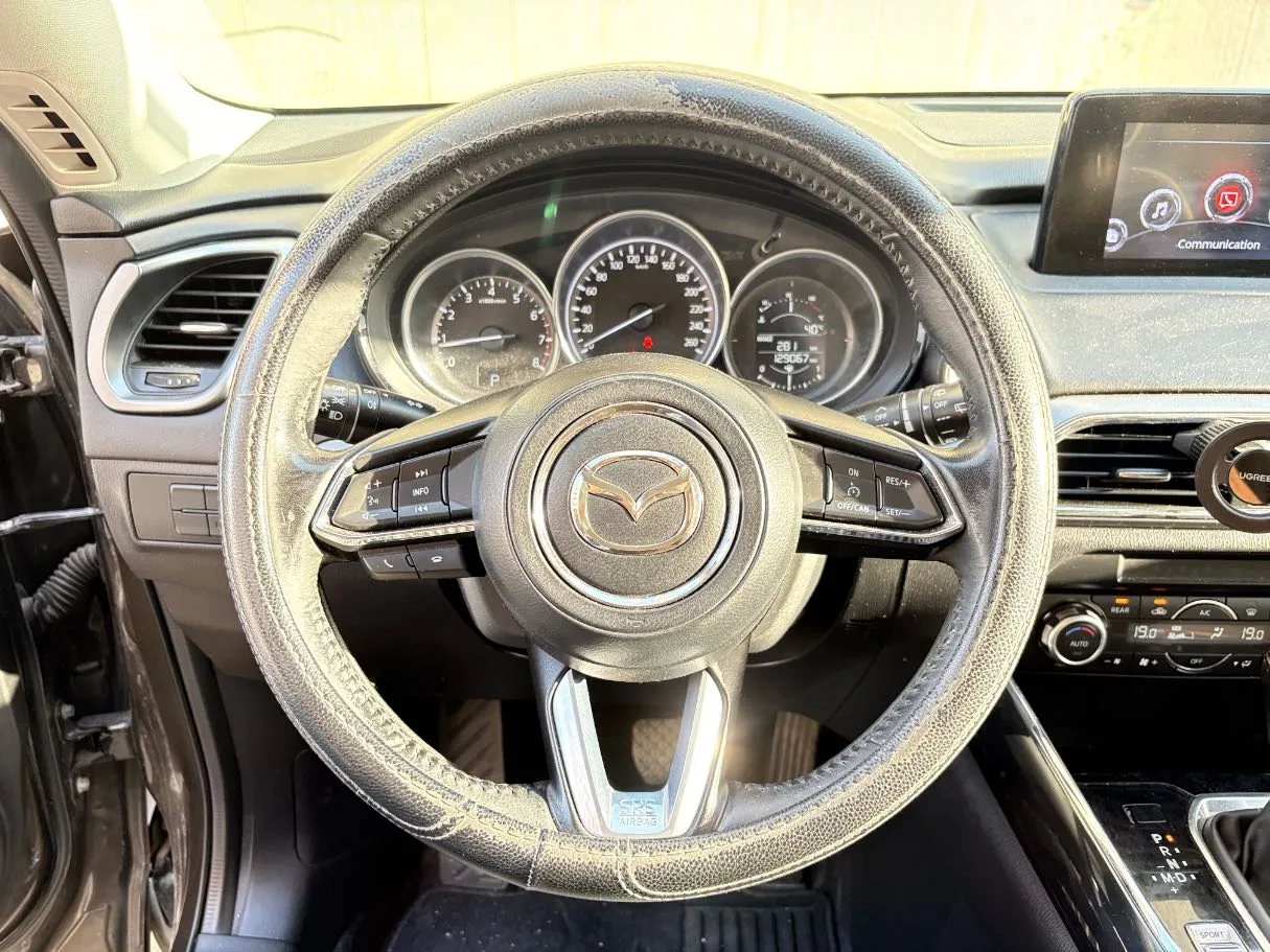 Car image 22