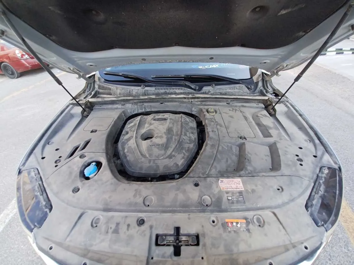 Car image 26