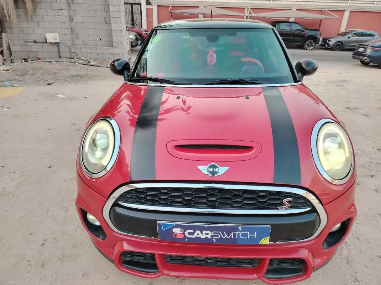Car image 2
