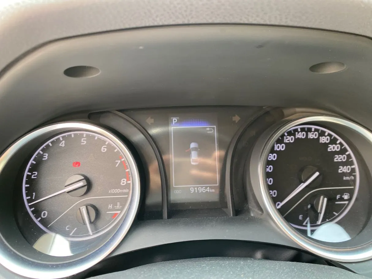 Car image 20