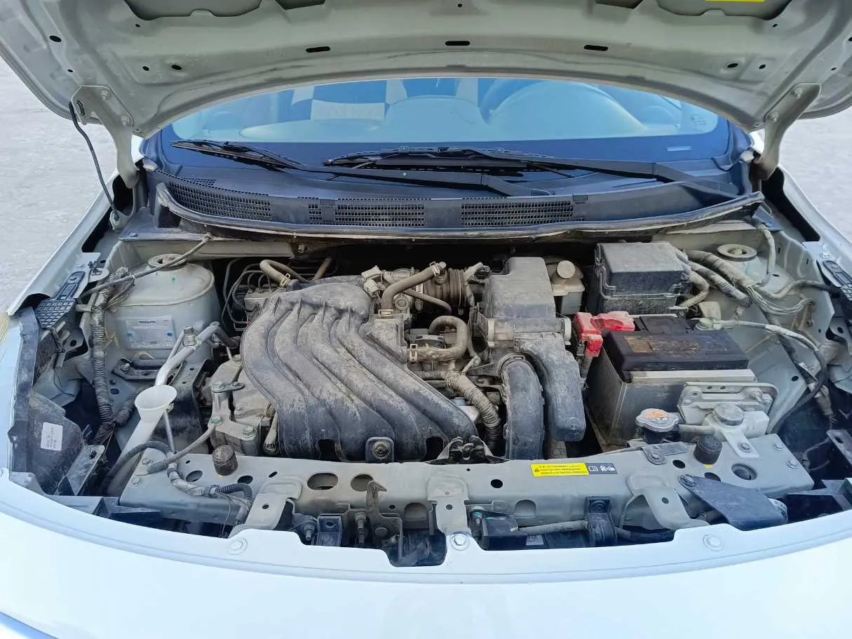 Car image 29