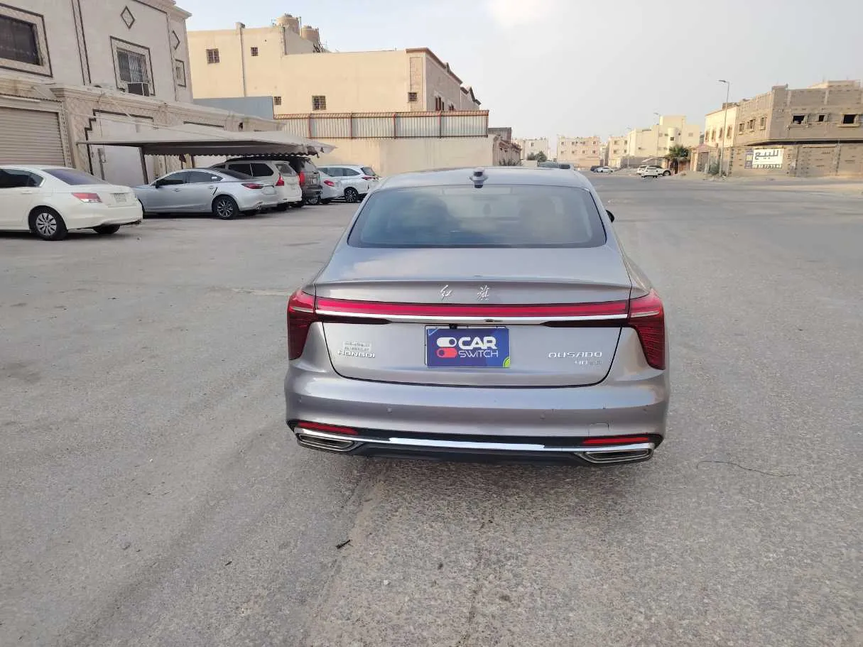 Car image 6