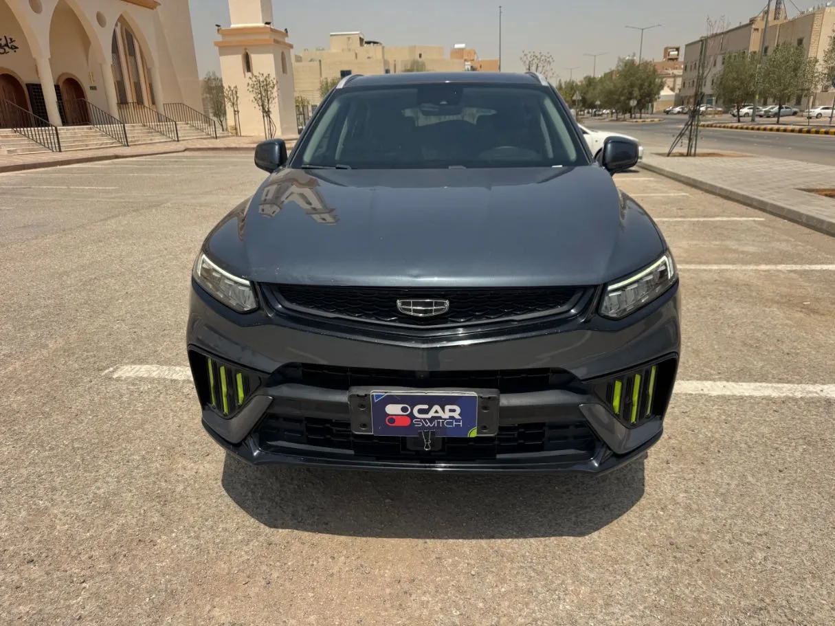 Car image 2