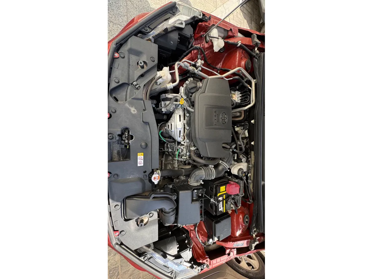 Car image 28