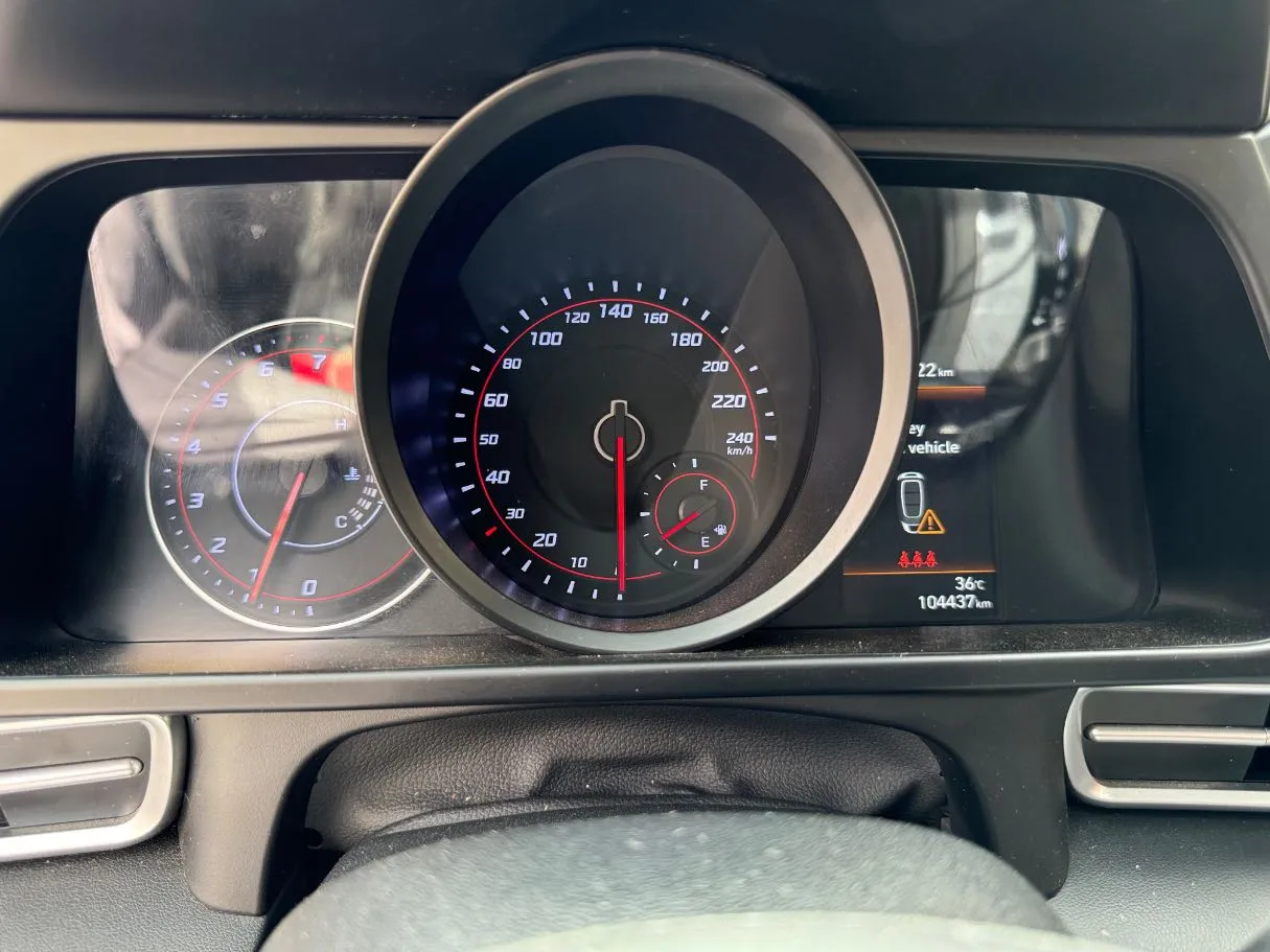Car image 20