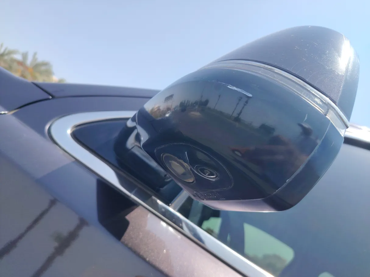 Car image 39