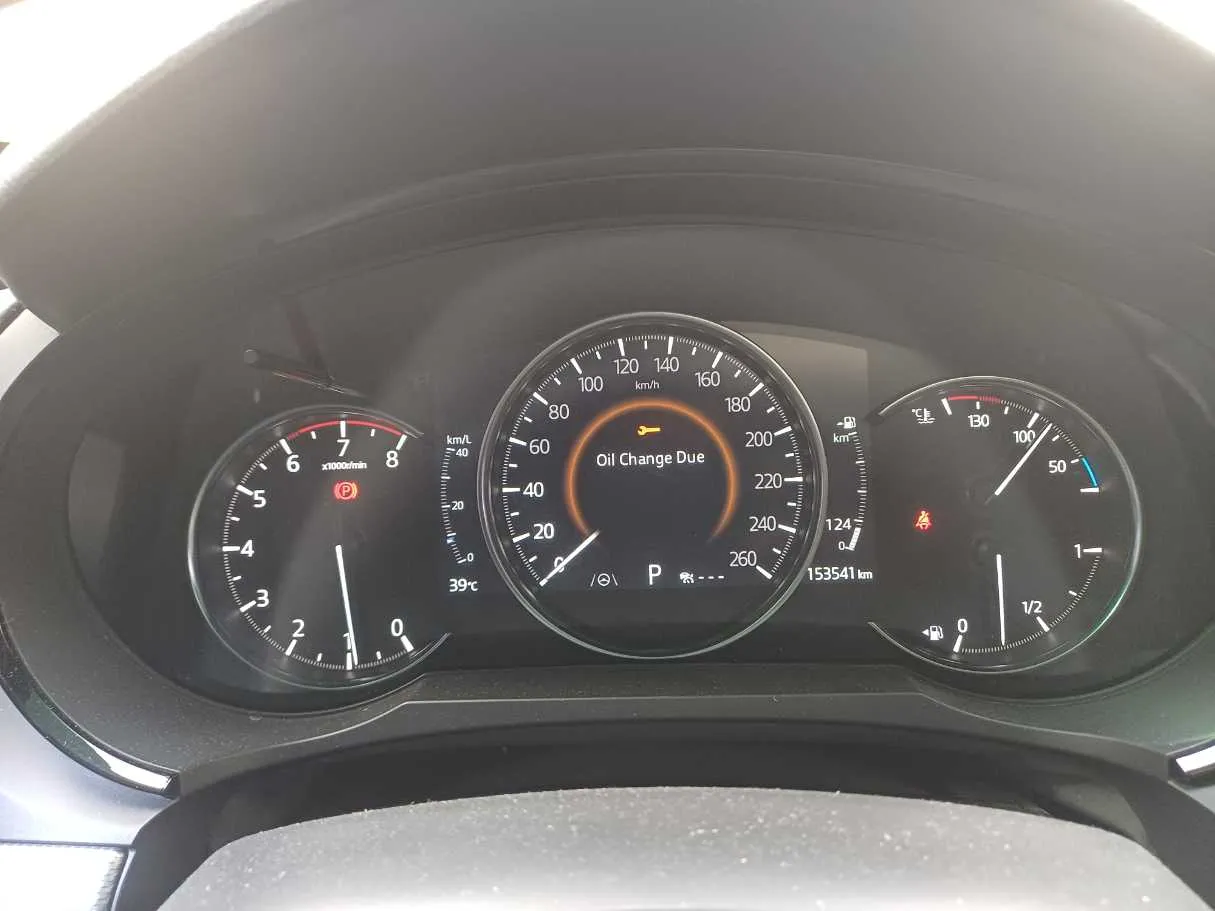 Car image 18
